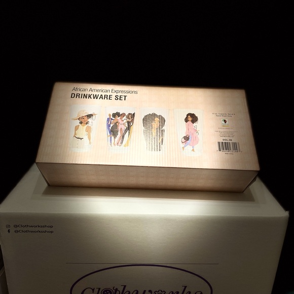 Drinkware Set - Picture 1 of 10